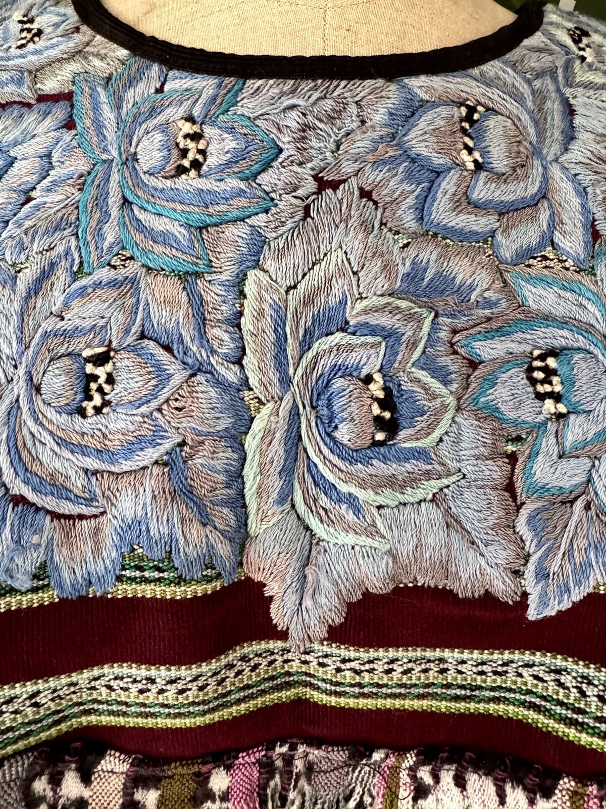 EMILIA - Pièce Artisanale – Image 5