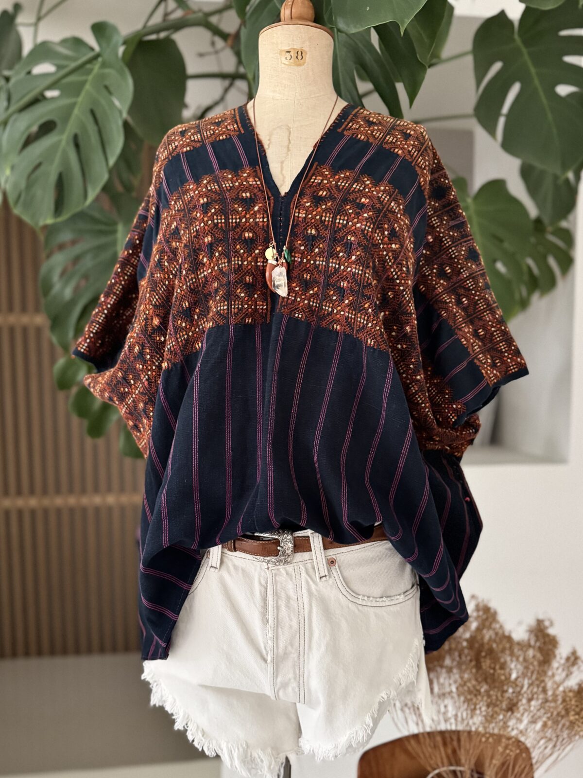 ALFIE - Pièce Vintage Artisanale