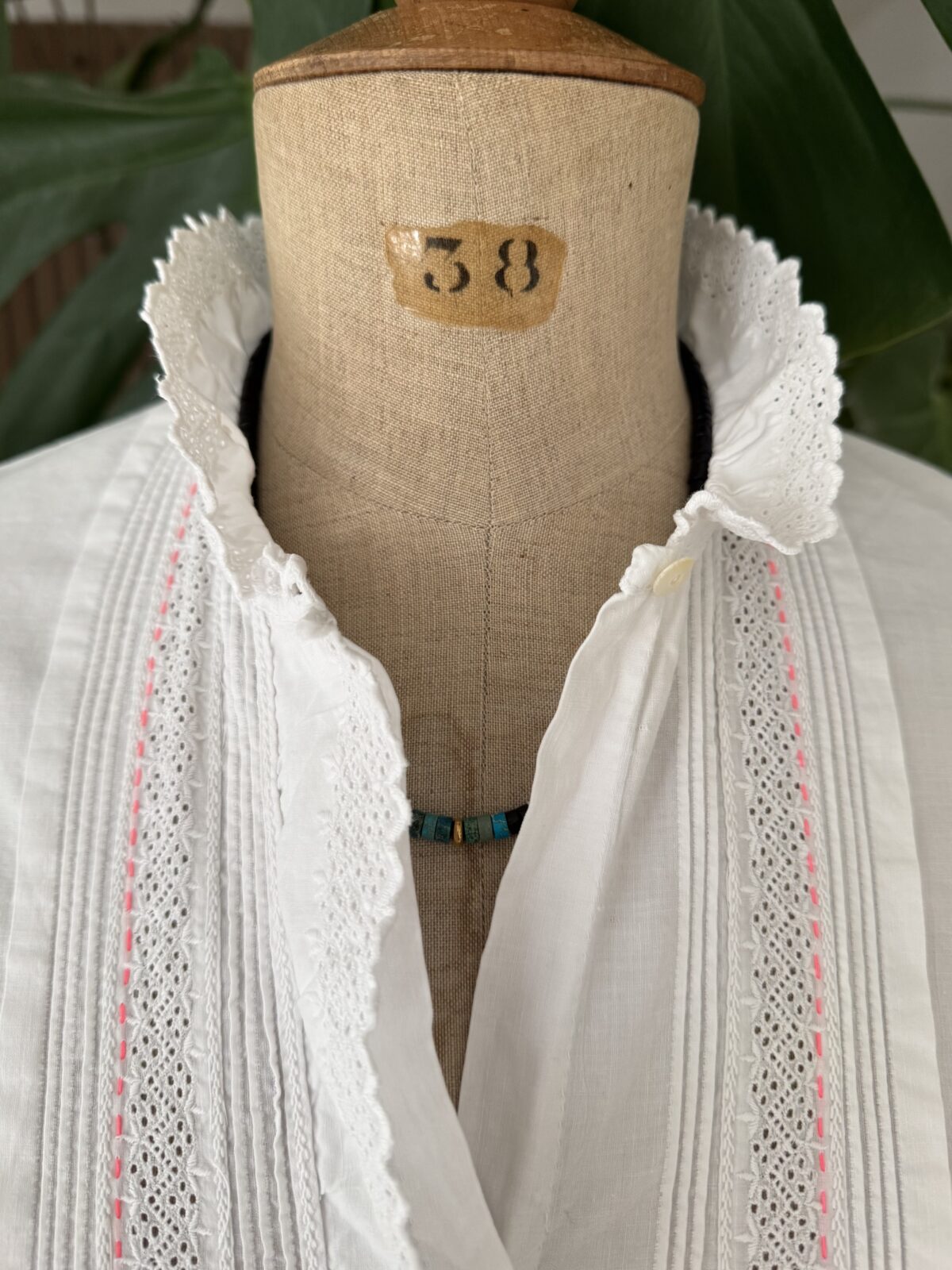 ESTHER - Pièce Unique d'Epoque - Image 3