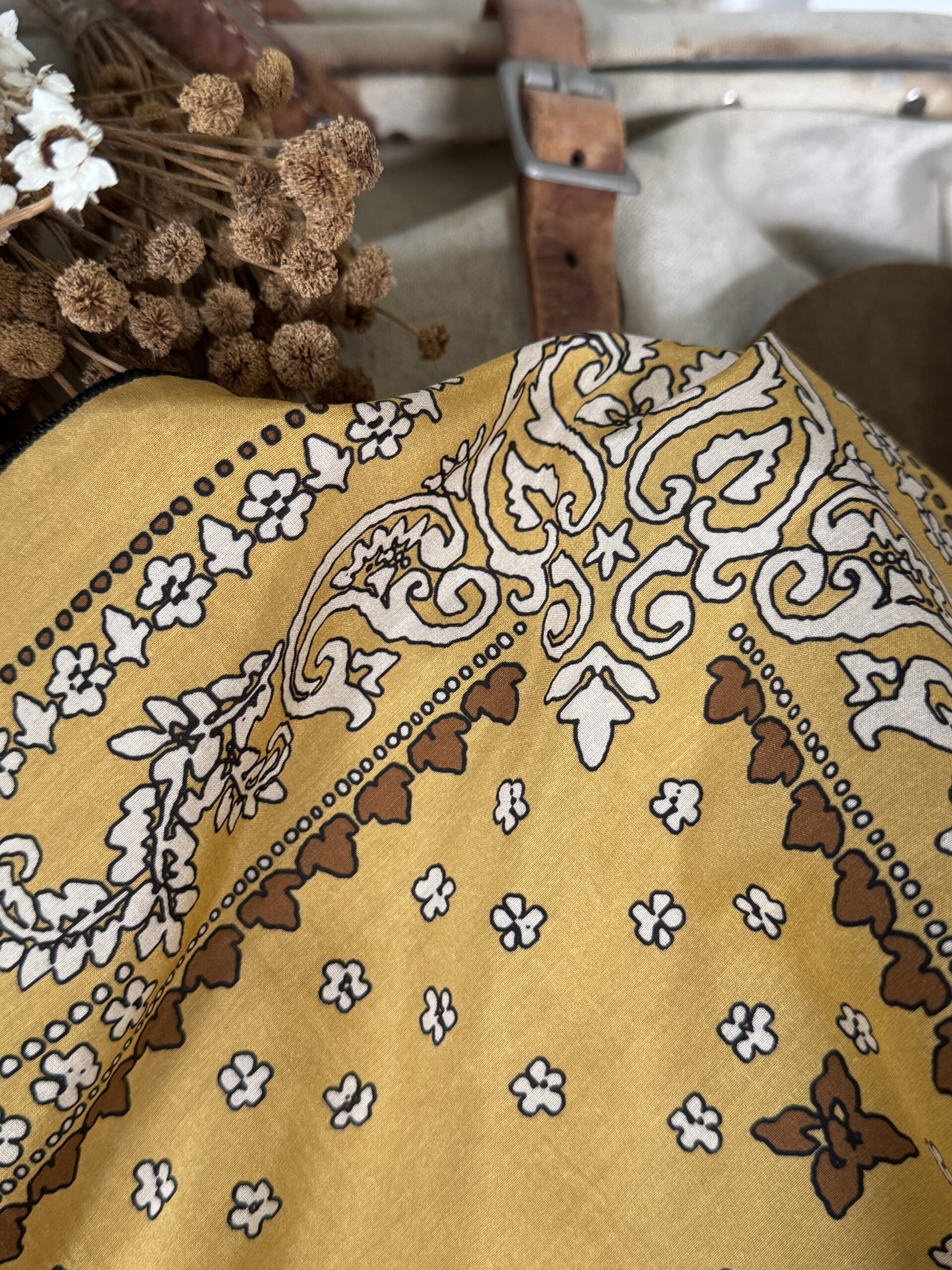 ROY - Édition limitée - Jaune moutarde – Image 3